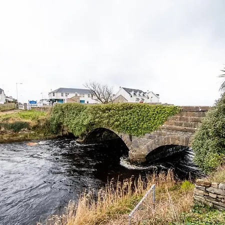 Fishermans Stunning Two Bedroom With Views Close To Town * Bundoran