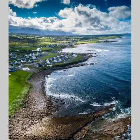 Fishermans Stunning Two Bedroom With Views Close To Town Vakantiehuis Bundoran