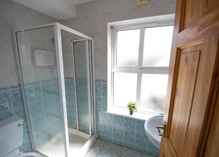 Prázdninový dům Fishermans Stunning Two Bedroom With Views Close To Town